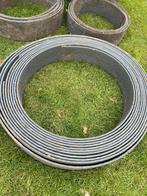 Kunststof vijverrand, borderrand met kunststof piketten, Ophalen, Zo goed als nieuw