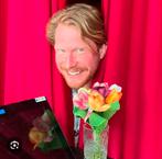 Kor Hoebe 2kaartjes 8 feb 14.00 uur de Lamar theater Amsterd, Twee personen, Februari