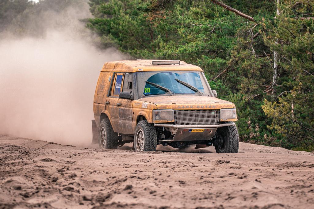 Landrover discovery v8 dakar, Auto diversen, Raceauto's