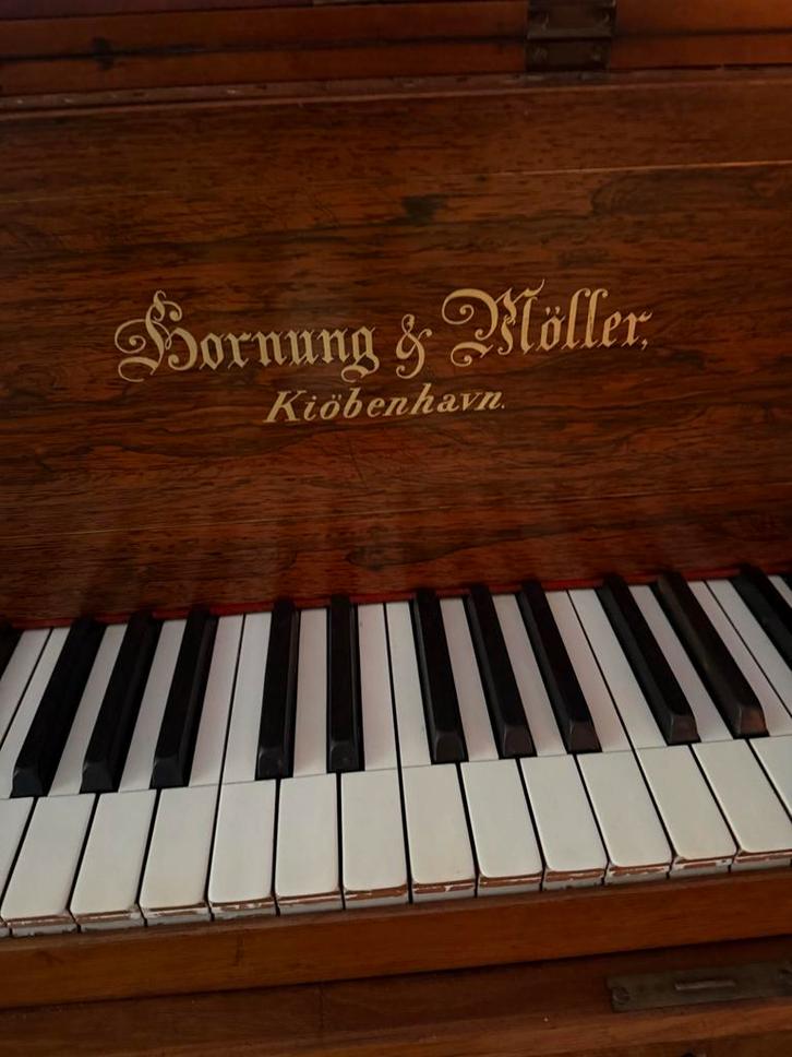 Antieke Hornung & Möller Piano, Muziek en Instrumenten, Piano's, Gebruikt, Piano, Bruin, Ophalen of Verzenden
