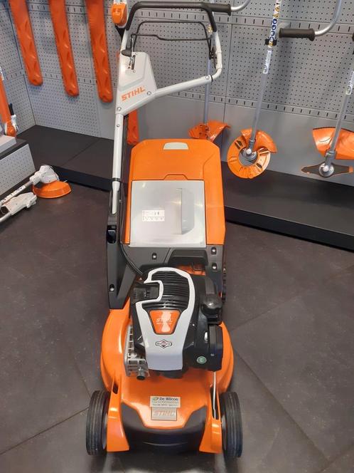 Benzine grasmaaier RM 650 ve Overjarig, Tuin en Terras, Grasmaaiers, Zo goed als nieuw, Benzine-grasmaaier, 40 t/m 49 cm, Cirkelmaaier