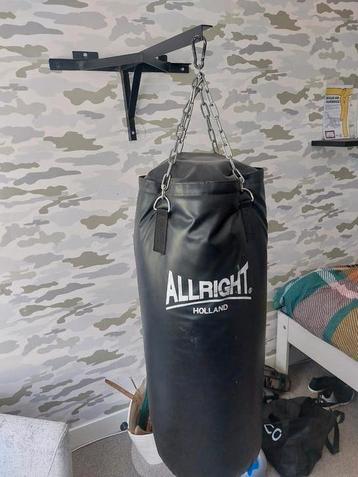 Bokszak beschikbaar voor biedingen