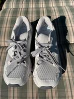 Nieuwe ON Cloudtrax renschoenen, licht grijs , m 38.5, Overige merken, Hardloopschoenen, Nieuw, Ophalen of Verzenden