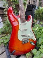 Squier standard, zeldzame burst en kwaliteit, Ophalen, Zo goed als nieuw, Solid body, Fender