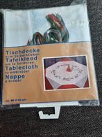 Kerst tafelkleed, Ophalen of Verzenden, Zo goed als nieuw, Handborduren, Borduurpakket