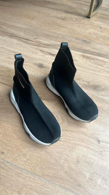 Vingino schoenen maat 34