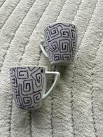 2x Nespresso design kopjes paars/wit, Ophalen of Verzenden, Zo goed als nieuw, Overige stijlen, Kop(pen) en/of Schotel(s)