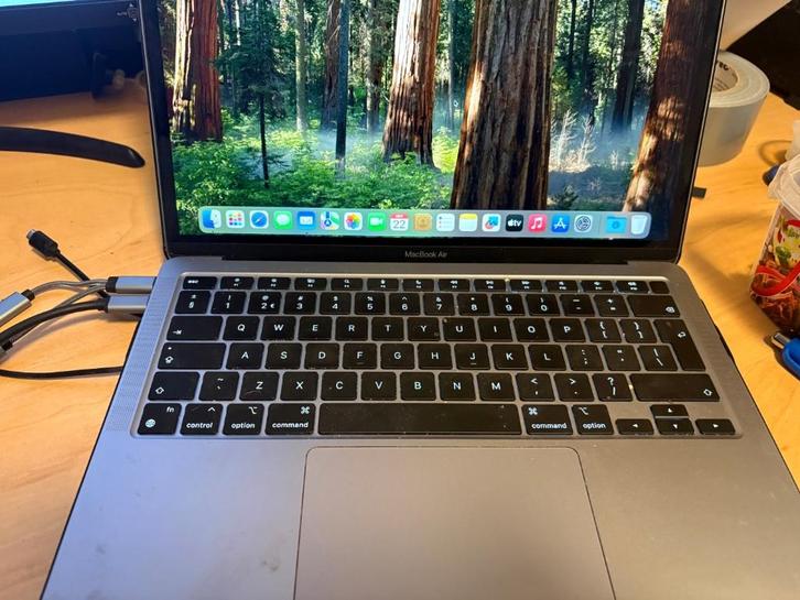 MacBook Air, Computers en Software, Apple Macbooks, Gebruikt, MacBook Air, 13 inch, 4 Ghz of meer, 256 GB, 8 GB, Qwerty, Ophalen of Verzenden