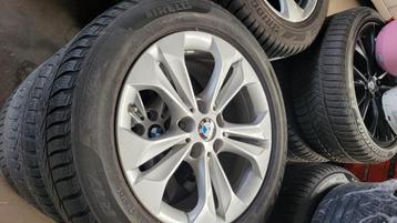 BMW F48 X1 Winterset 17 inch beschikbaar voor biedingen