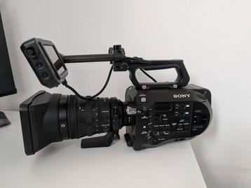 Camcorder Sony PXW-FS7 en SELP28135 F4 FE OSS Cinema camera  beschikbaar voor biedingen