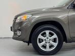 Toyota RAV4 2.0 VVTi Executive Business Automaat 4WD Trekhaa, Auto's, Toyota, Gebruikt, Zwart, 4 cilinders, Bruin