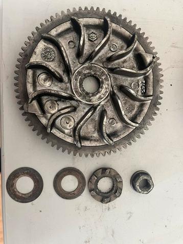 Starterkrans 78T piaggio gilera 125cc 180cc 150cc  beschikbaar voor biedingen