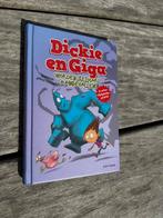 Oirik - Dickie en Giga worden keihard aangevallen, Oirik, Ophalen of Verzenden, Zo goed als nieuw, Fictie