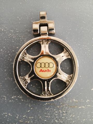 Audi sleutelhanger beschikbaar voor biedingen