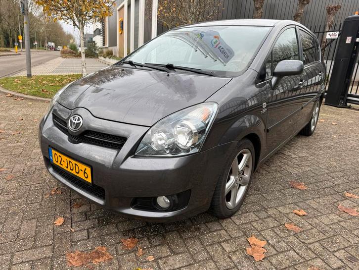 Toyota Corolla Verso Luna 2.2 D4D D-cat 5P 2009 Grijs, Auto's, Toyota, Bedrijf, Corolla Verso, Diesel, E, MPV, Handgeschakeld