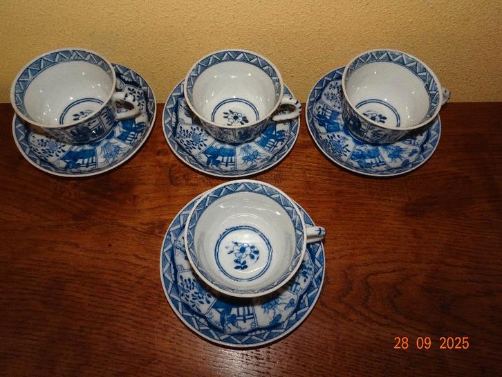 4 Antieke Lange Lijs espresso kop en schotels, Antiek en Kunst, Antiek | Servies los, Ophalen of Verzenden