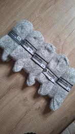 Handgebreide noorse sokken maat 44 kleur grijs/wit, Kleding | Heren, Sokken en Kousen, Ophalen of Verzenden, Nieuw, Maat 43 t/m 46