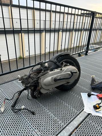 Piaggio hexagon 180cc blok met papieren! beschikbaar voor biedingen