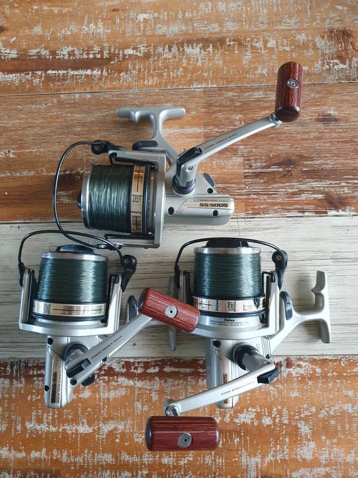 ** 3x daiwa longbeam ss5000 **, Watersport en Boten, Hengelsport | Karpervissen, Zo goed als nieuw, Molen, Ophalen of Verzenden