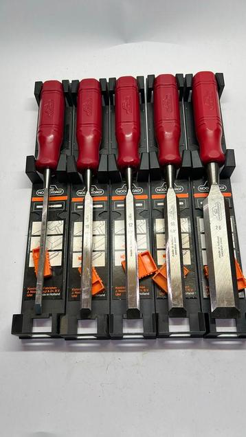 Nooitgedagt beitelset NIEUW ( beitels houtbeitels ) beschikbaar voor biedingen