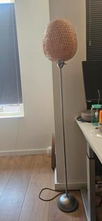 IKEA Boya Rotan Vloerlamp, Huis en Inrichting, Lampen | Vloerlampen, Ophalen, Gebruikt, Scandinavisch, 150 tot 200 cm