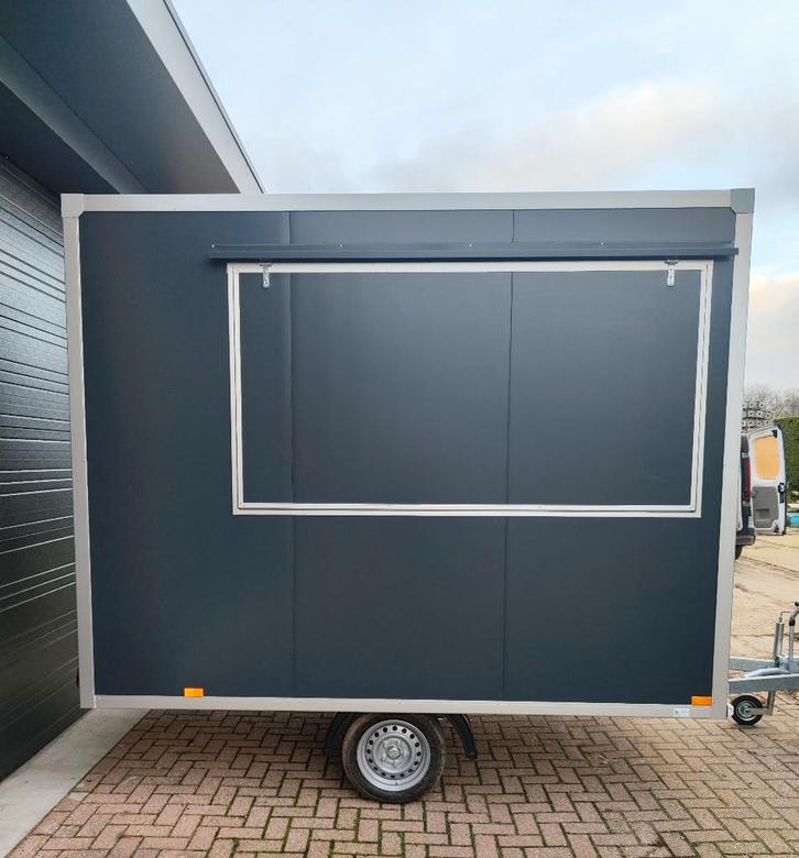 Snackwagen Frietwagen Foodtruck Verkoopwagen 2026  3m x 2m, Zakelijke goederen, Horeca | Food, Snacks, Ophalen
