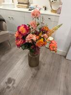Silka boeket met vaas - Prachtige decoratie, Huis en Inrichting, Woonaccessoires | Kunstplanten en Kunstbloemen, Ophalen of Verzenden