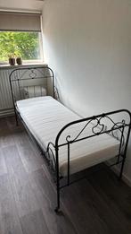 Brocante smeedijzeren bed 190x75, Bruin, Zo goed als nieuw, Metaal, Landelijk, brocante