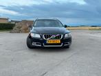 Volvo V70 2.4 D5 twin turbo euro5 summum, Auto's, Volvo, Voorwielaandrijving, Euro 5, Zwart, 179 €/maand