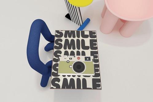 Retro look Leica camera ‘Smile’ poster - A3 €19,95, Verzamelen, Retro, Huis en Inrichting, Ophalen of Verzenden