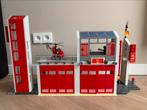 Playmobil brandweerkazerne incl. slangentoren - compleet, Kinderen en Baby's, Speelgoed | Playmobil, Ophalen, Zo goed als nieuw