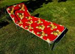 Vintage Stretcher ligbed met rood retro stof, Ophalen, Gebruikt, Aluminium, Verstelbaar