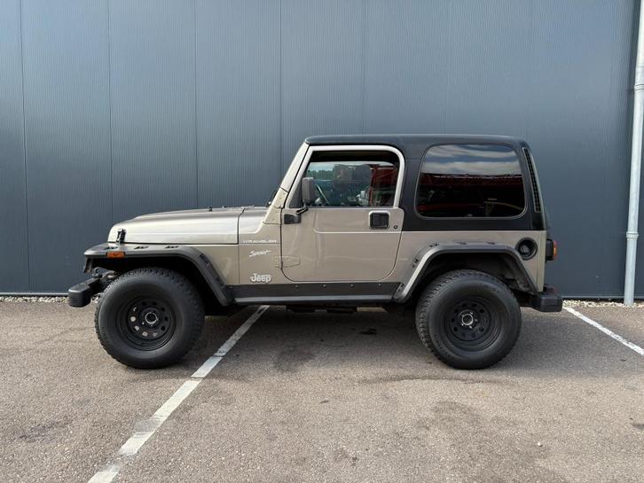 JEEP WRANGLER TJ 4.0i AUTOMAAT 4x4 2002 YOUNGTIMER, Auto's, Jeep, Bedrijf, Te koop, Wrangler, 4x4, Airbags, Airconditioning, Trekhaak