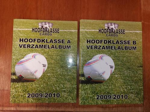 Hoofdklasse A en B mappen voetbalplaatjes, Verzamelen, Sportartikelen en Voetbal, Nieuw, Poster, Plaatje of Sticker, Verzenden