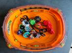 Beyblade burst arena met 9 beyblades en launchers, Ophalen, Zo goed als nieuw