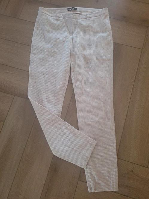 Prachtige beige broek van Cambio, maat 40, Kleding | Dames, Broeken en Pantalons, Zo goed als nieuw, Maat 38/40 (M), Beige, Lang