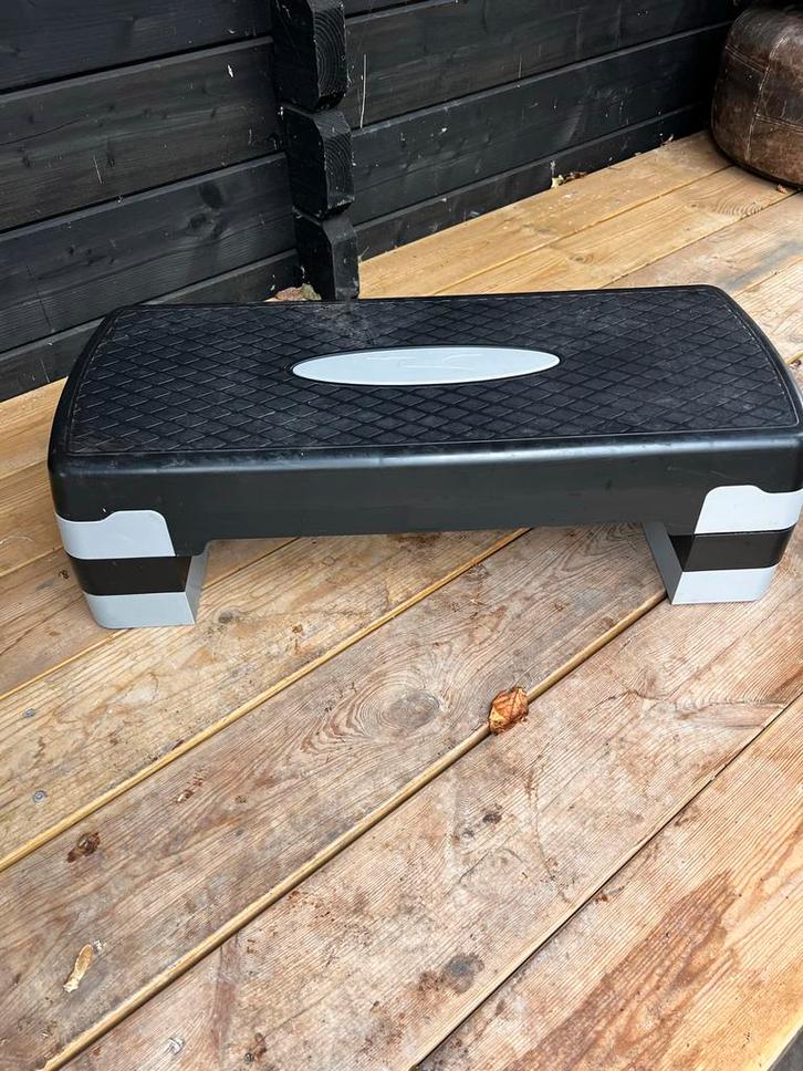 Fitness Stepbank - In hoogte verstelbaar, Sport en Fitness, Fitnessmaterialen, Gebruikt, Stepbank, Benen, Ophalen of Verzenden