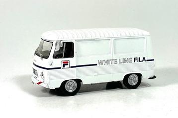Ixo Models Peugeot J7 Fila (1975) 1:43 Diecast • NIEUWSTAAT beschikbaar voor biedingen
