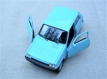 Welly Nex Renault 5 1973 licht turquoiseblauw schaal 1/35. beschikbaar voor biedingen