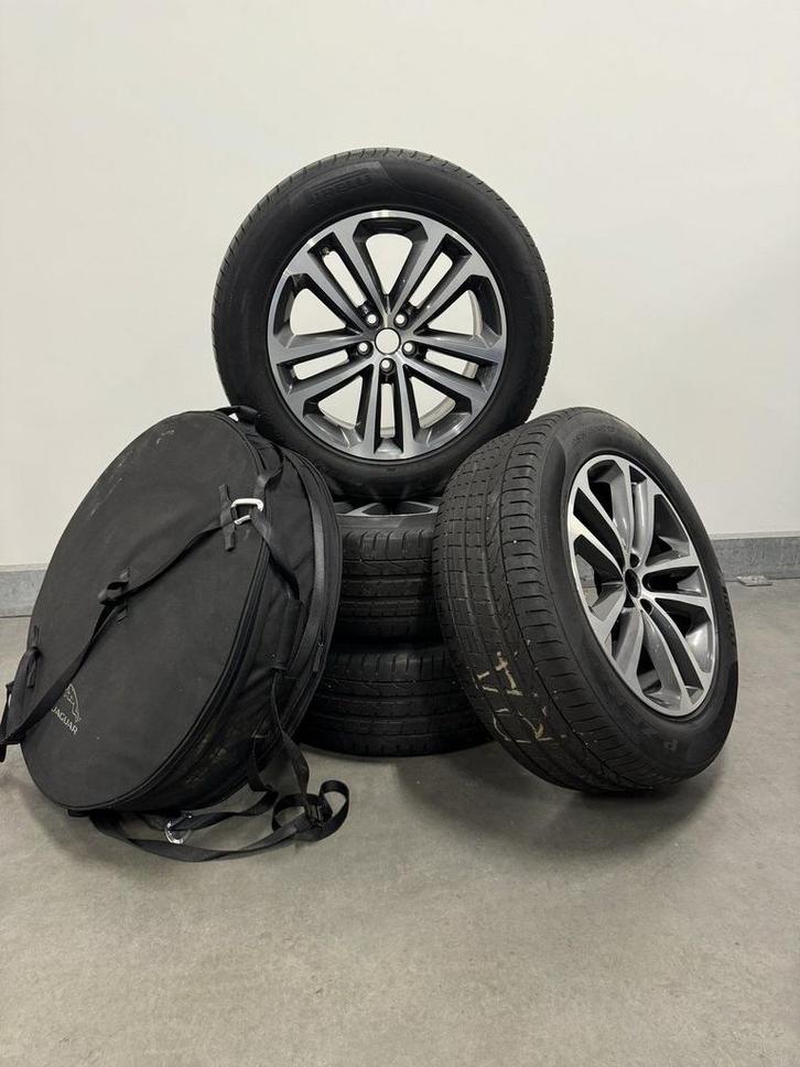 Jaguar F-PACE Pirelli 255/55/R19 111W, Auto-onderdelen, Banden en Velgen, Banden en Velgen, Zomerbanden, 19 inch, 255 mm, Personenwagen