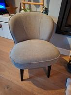 Leuk lichtgrijs stoeltje, Ophalen