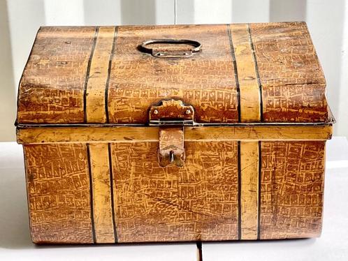Antieke geschilderde blikken doos – trommelvorm met slot, Antiek en Kunst, Curiosa en Brocante, Ophalen of Verzenden