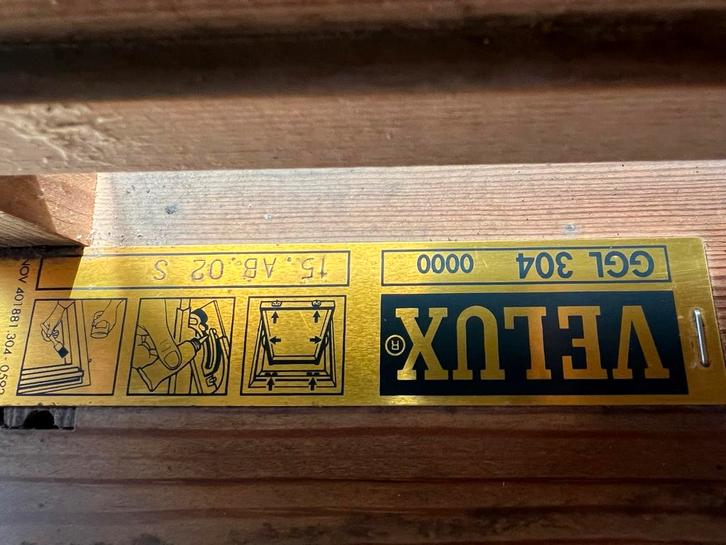 Velux dakraam GGL 304, Doe-het-zelf en Verbouw, Glas en Ramen, Gebruikt, Ophalen of Verzenden