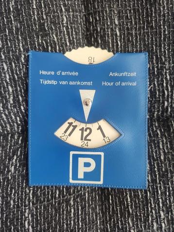 Parkeerschijf blauw / Blauwe parkeerschijf beschikbaar voor biedingen
