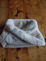 Heerlijk, grote warme sjaal / kol.  Off white teddy., Kleding | Dames, Ophalen of Verzenden, Zo goed als nieuw