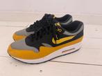 Nike air max 1 dark stucco, Ophalen of Verzenden, Gedragen