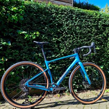 Giant Revolt Advanced 3 M Nieuw 2026! beschikbaar voor biedingen