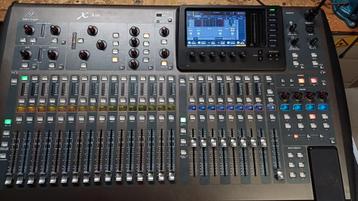 Behringer X32 Full Size beschikbaar voor biedingen
