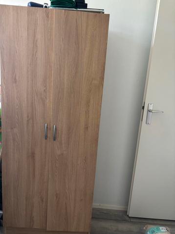 Kledingkast - Verhuizing beschikbaar voor biedingen
