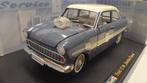 Ford 12M Taunus blauw of rood Revell metal 1:18 KRD, Hobby en Vrije tijd, Modelauto's | 1:18, Ophalen of Verzenden, Zo goed als nieuw